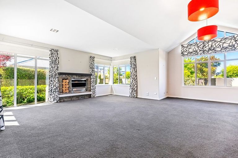 Photo of property in 5 Applefield Court, Northwood, Christchurch, 8051