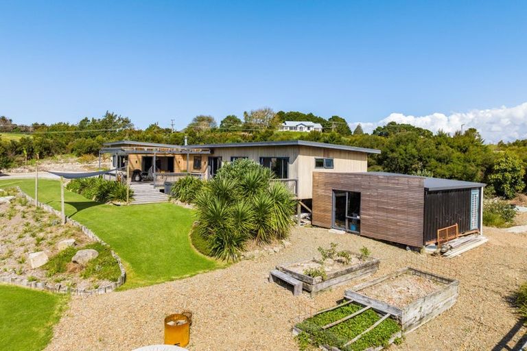 Photo of property in 141 Garbolino Road, Mangawhai, 0573