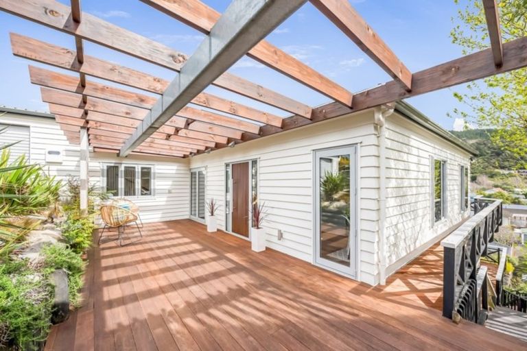 Photo of property in 23 Tapestry Grove, Silverstream, Upper Hutt, 5019