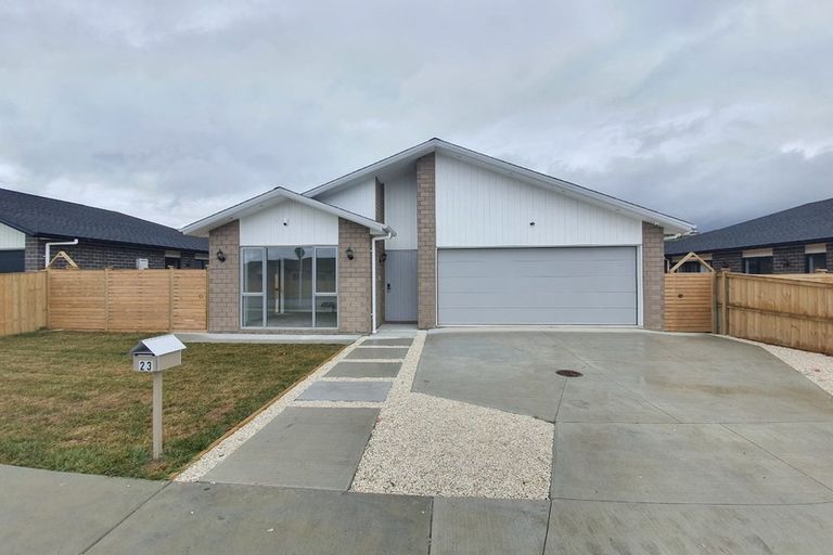 Photo of property in 23 Holcroft Street, Papakura, 2110