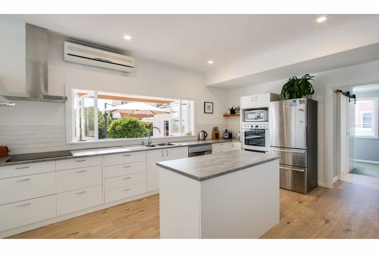 Photo of property in 107 Southampton Street West, Hastings, 4122