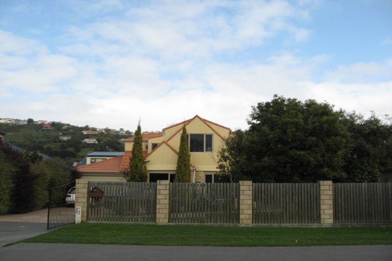 Photo of property in 2/28 Centaurus Road, Cashmere, Christchurch, 8022