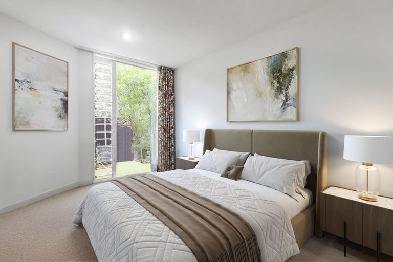 Photo of property in 42 Bayview Road, Browns Bay, Auckland, 0630