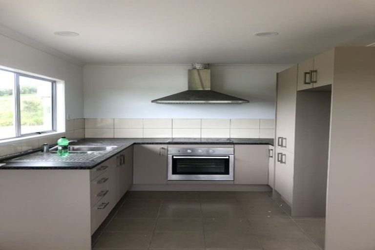 Photo of property in 2 Kyla Place, Hakaru, Kaiwaka, 0573