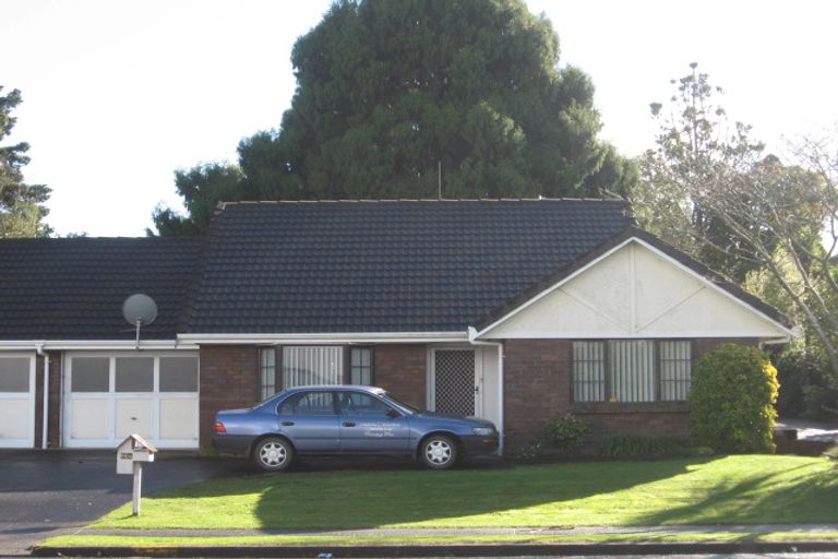 Photo of property in 1/60 Alfriston Road, Manurewa East, Auckland, 2102