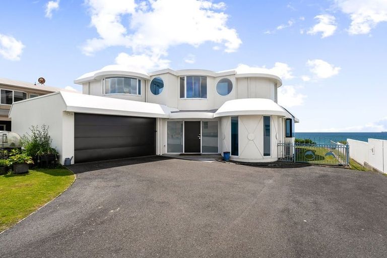Photo of property in 17a Oceanbeach Road, Mount Maunganui, 3116