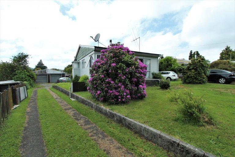 Photo of property in 17 Colinton Place, Tokoroa, 3420