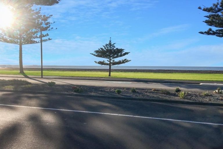 Photo of property in 653 Marine Parade, Napier South, Napier, 4110