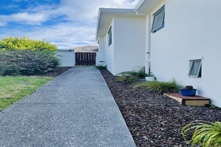 Photo of property in 4 Farnell Place, Gulf Harbour, Whangaparaoa, 0930