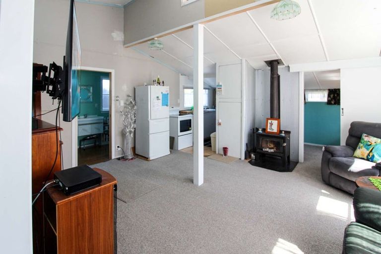 Photo of property in 5 Omanu Street, Koitiata, Whanganui, 4581