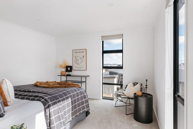 Photo of property in 10 Liberty Street, Papamoa, 3118