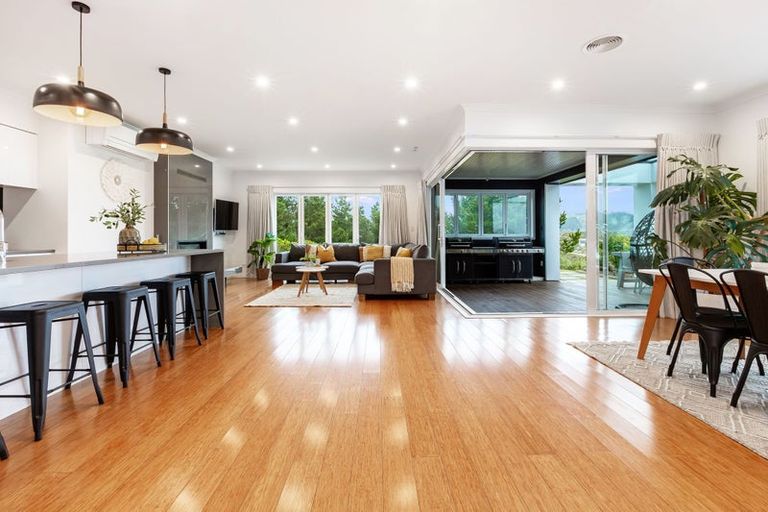 Photo of property in 32 Pacific View, Whitby, Porirua, 5024