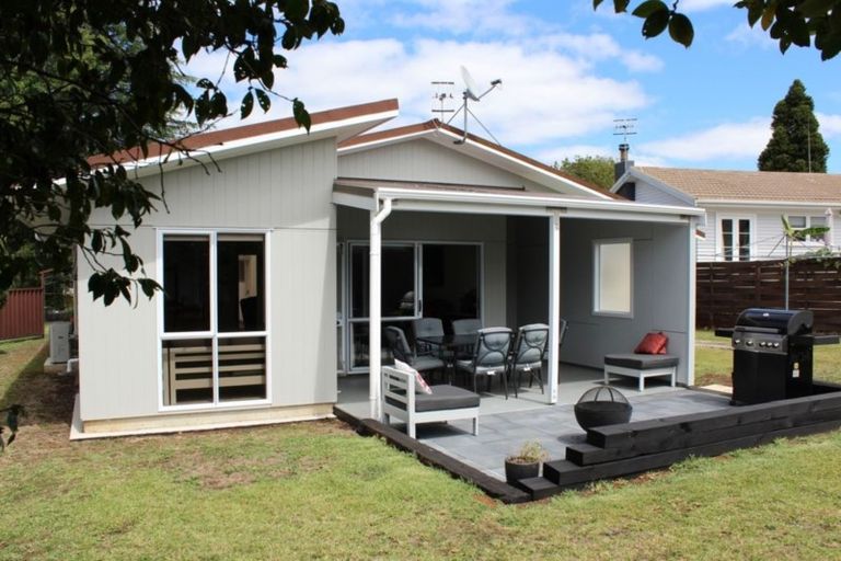 Photo of property in 11 Kiwi Avenue, Maunu, Whangarei, 0110