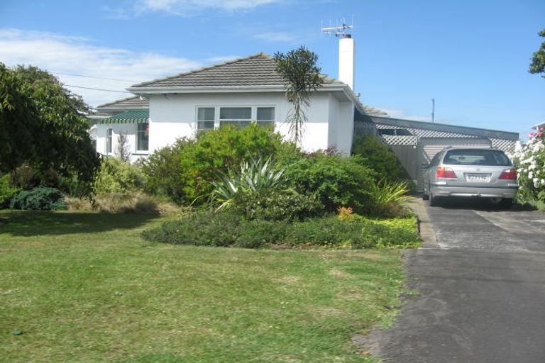 Photo of property in 24 Roberts Avenue, Aramoho, Whanganui, 4500