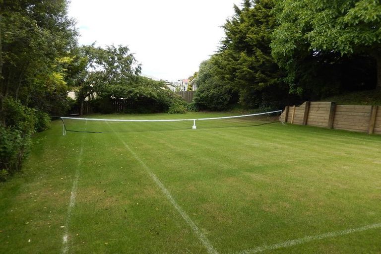 Photo of property in 19 Wharfe Street, South Hill, Oamaru, 9400