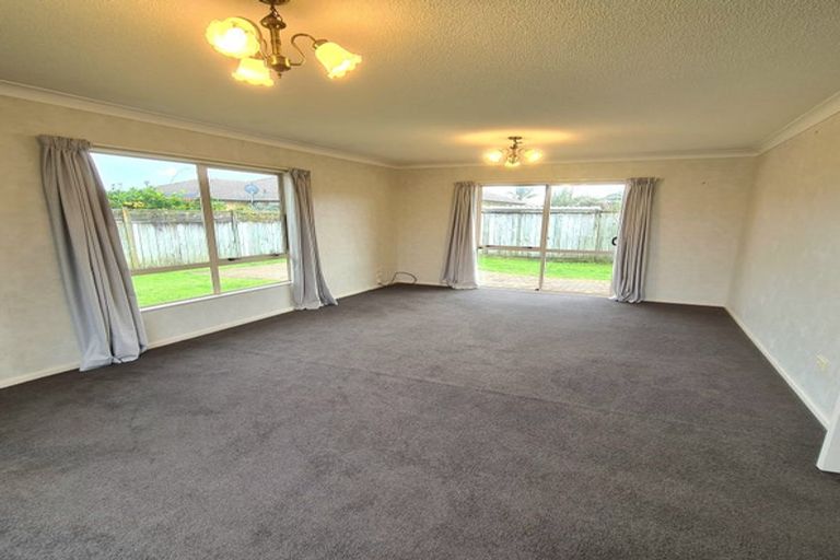 Photo of property in 3 Chesterfield Place, Rototuna, Hamilton, 3210