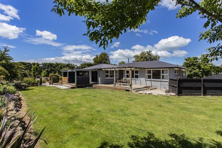 Photo of property in 109 Old Main Road North, Leithfield, Amberley, 7481