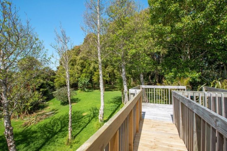 Photo of property in 889 Takatu Road, Tawharanui Peninsula, Matakana, 0986