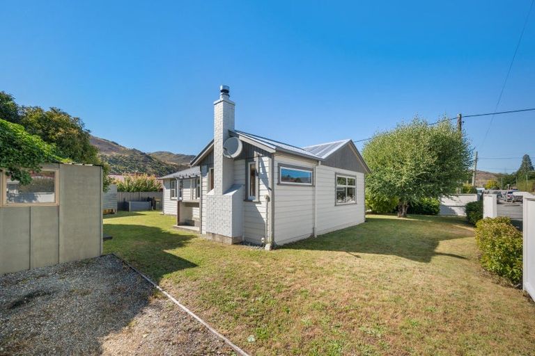 Photo of property in 13 Ray Street, Cromwell, 9310