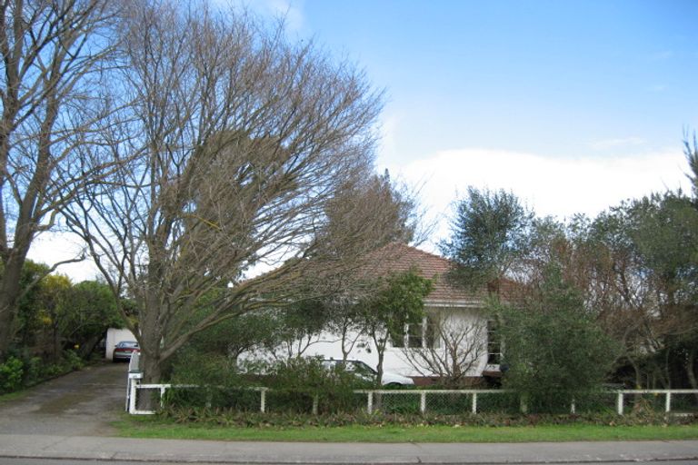 Photo of property in 42 Brookvale Road, Havelock North, 4130
