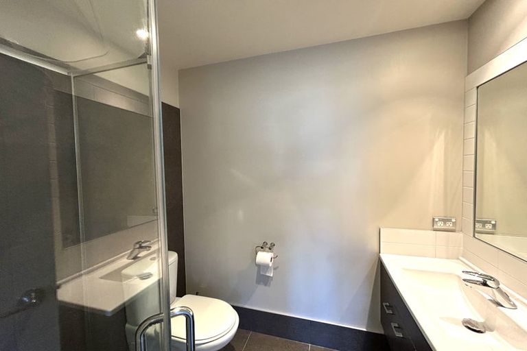 Photo of property in The Rise, 8/11 Hatfield Place, Albany Heights, Auckland, 0632