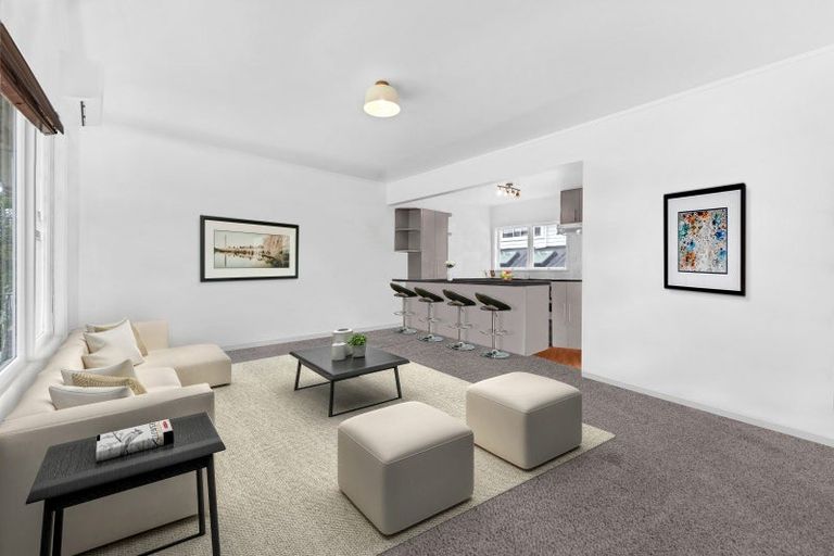 Photo of property in 2/39 Aramoana Avenue, Devonport, Auckland, 0624