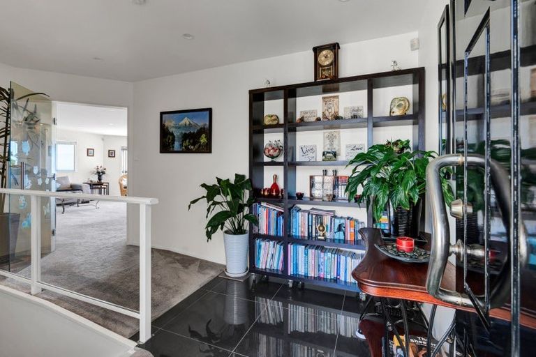 Photo of property in 2b Sackville Street, Fitzroy, New Plymouth, 4312