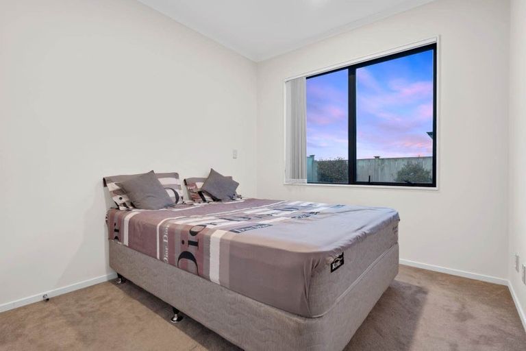 Photo of property in 54 Tir Conaill Avenue, Flat Bush, Auckland, 2019