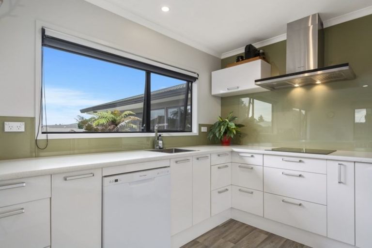 Photo of property in 74 Pyes Pa Road, Pyes Pa, Tauranga, 3112