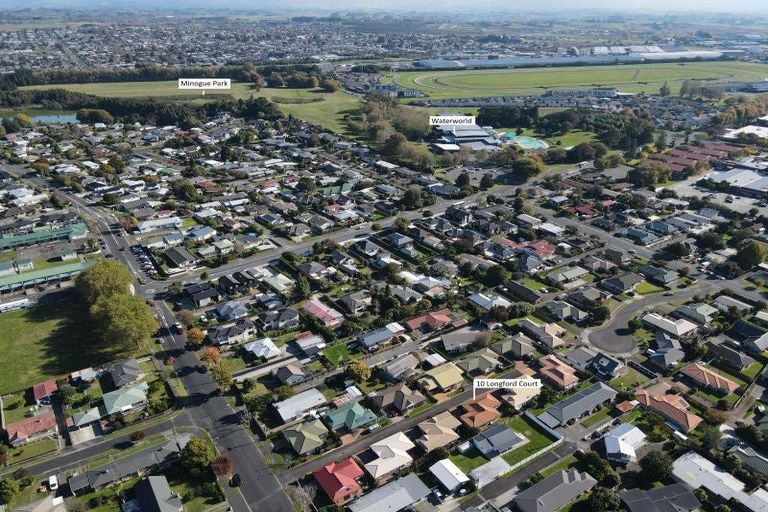 Photo of property in 10 Longford Court, Forest Lake, Hamilton, 3200