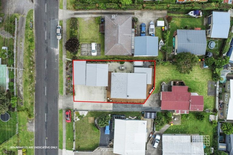 Photo of property in 18 Athenree Road, Athenree, Katikati, 3177