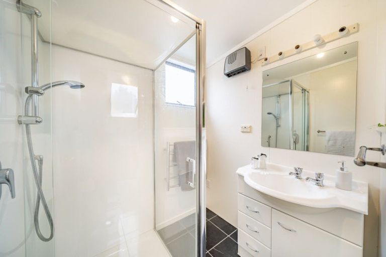 Photo of property in 10 Mchattie Lane, Clouston Park, Upper Hutt, 5018