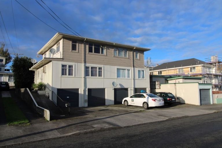 Photo of property in 4/23 Bulteel Street, New Plymouth, 4310
