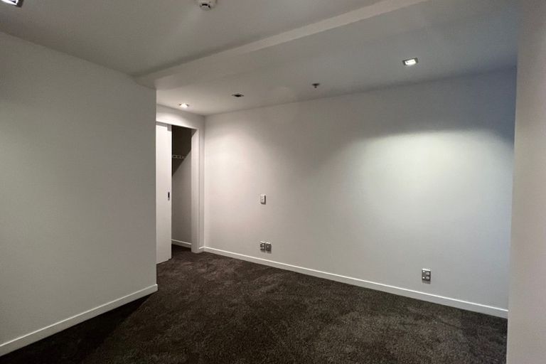 Photo of property in Monument Apartments, 2j/245 Wakefield Street, Te Aro, Wellington, 6011