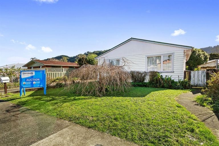 Photo of property in 85 Holdsworth Avenue, Trentham, Upper Hutt, 5018