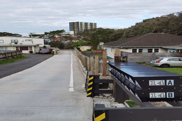 Photo of property in 7/14b Kaponga Crescent, New Lynn, Auckland, 0600