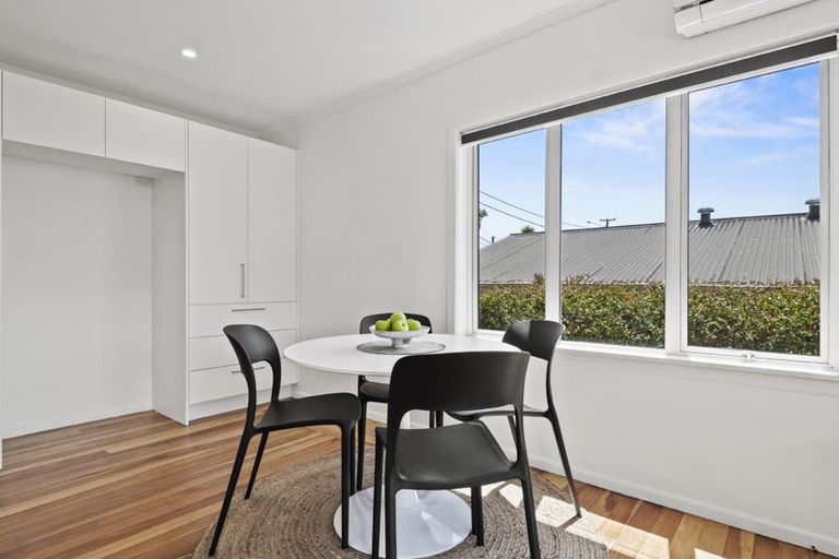 Photo of property in 42 Matipo Road, Mairangi Bay, Auckland, 0630