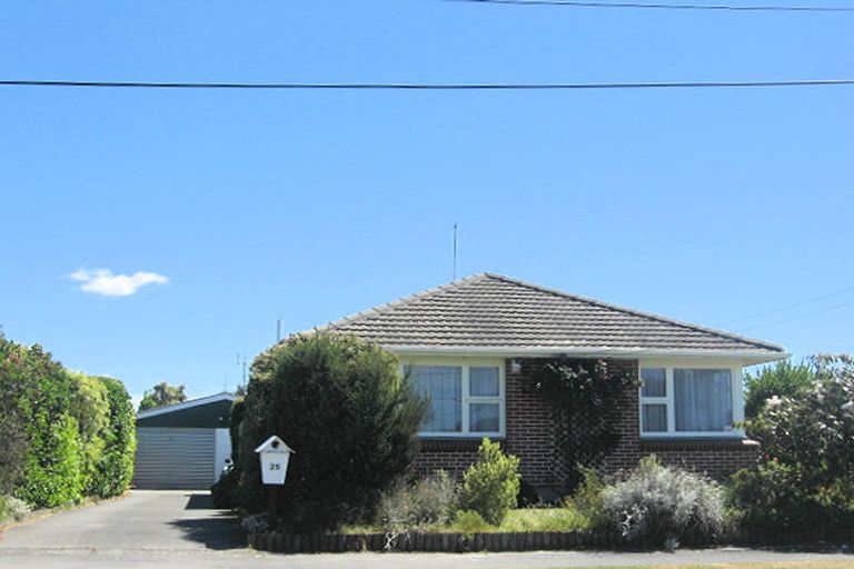Photo of property in 25 Loughton Street, Burwood, Christchurch, 8083