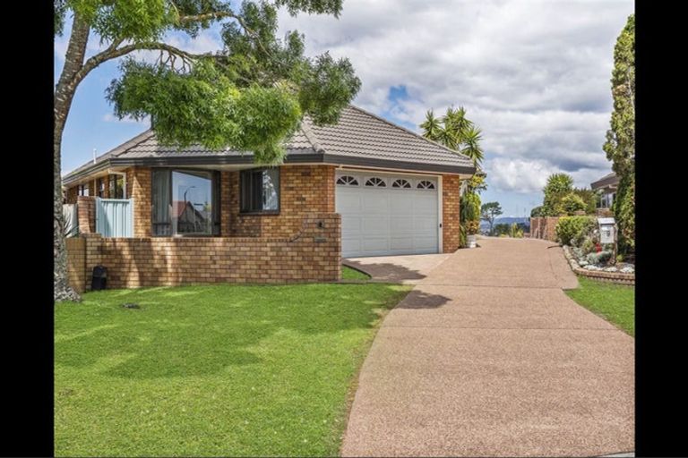 Photo of property in 9 Renoir Street, West Harbour, Auckland, 0618