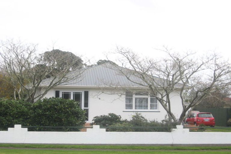 Photo of property in 38 Princess Street, Waitara, 4320