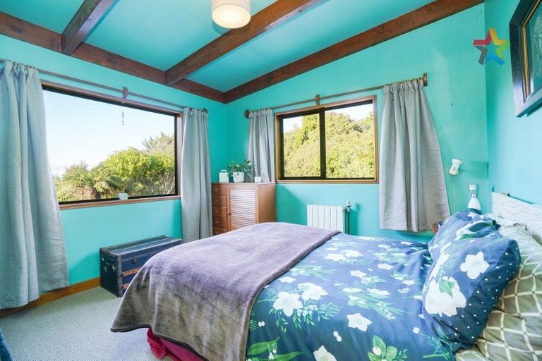 Photo of property in Pania Lodge, 133 Horseshoe Bay Road, Stewart Island/rakiura, Stewart Island, 9818
