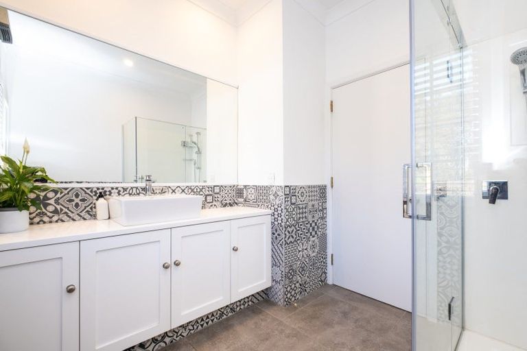 Photo of property in 339 Seafield Road, Eskdale, Napier, 4182