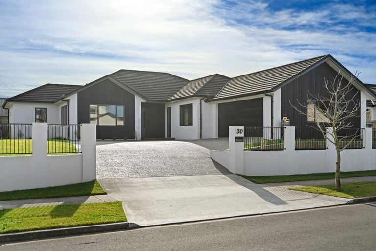 Photo of property in 30 The Meadows Drive, Flagstaff, Hamilton, 3210