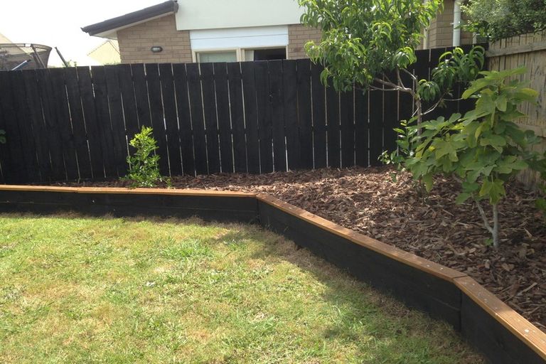 Photo of property in 70b Manuroa Road, Takanini, 2112