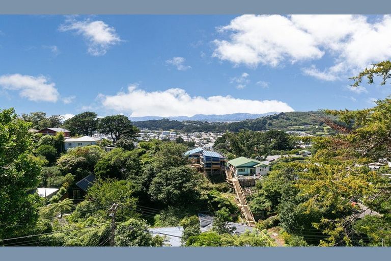 Photo of property in 37 Balfour Street, Mornington, Wellington, 6021