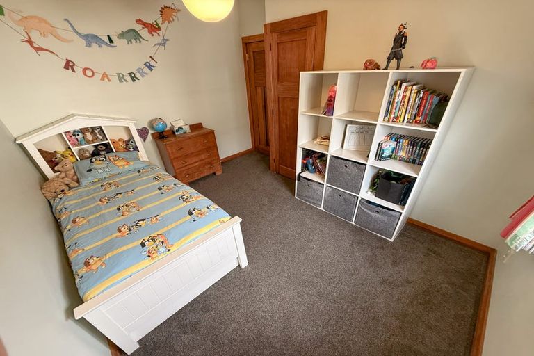 Photo of property in 4 Norton Park Avenue, Fairfield, Lower Hutt, 5011