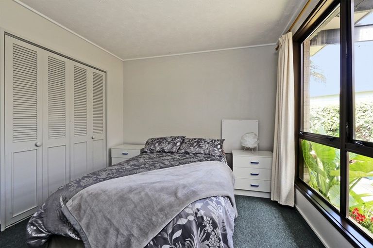 Photo of property in 7 Trigg Crescent, Taradale, Napier, 4112