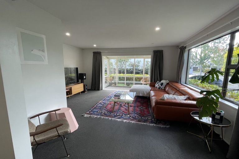 Photo of property in 1 Stratford Street, Fendalton, Christchurch, 8014