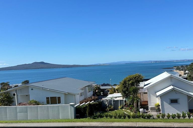 Photo of property in 11 Katui Street, Castor Bay, Auckland, 0620
