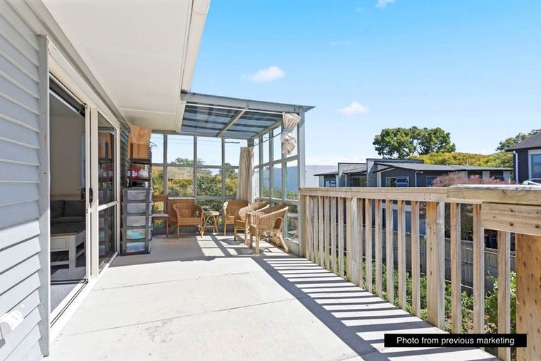 Photo of property in 39 Newington Road, Henderson, Auckland, 0612